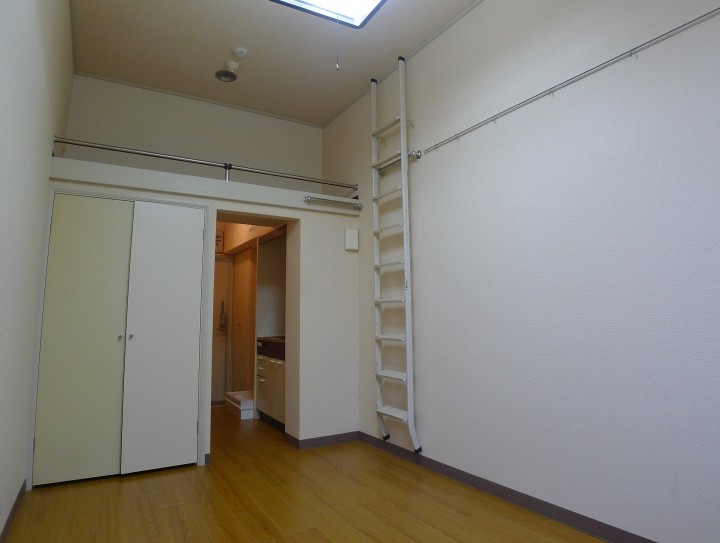 幻想的な空間、1K+ロフトの空室対策リフォーム千葉県松戸市、BEFORE3