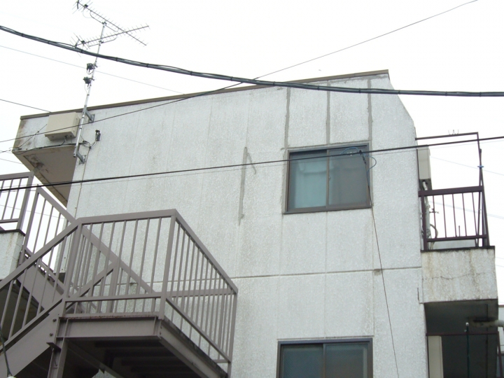 ホワイト×ネイビー、1R X 8戸 + 2K X 2戸の空室対策リフォーム埼玉県草加市、BEFORE3
