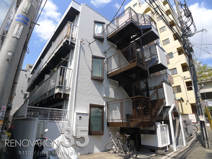 東京都杉並区の鉄骨造3階建外壁リノベーション施工事例、ホワイト×ダークカラー