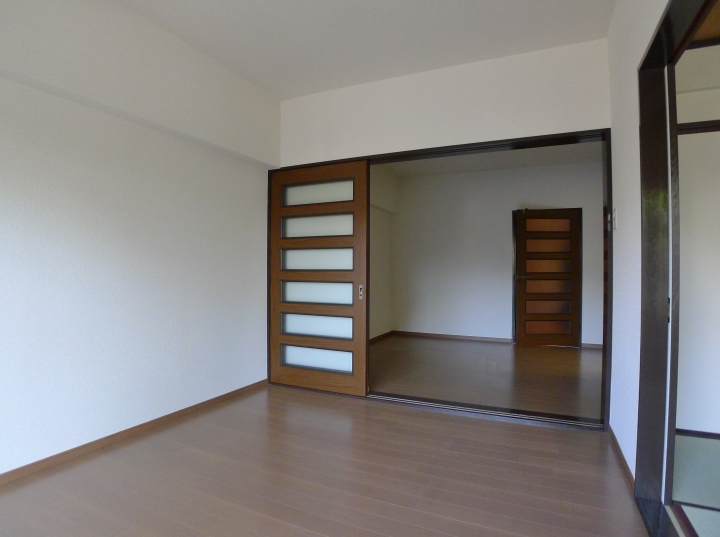 琉球畳とデザインクロスが作るシンプルモダン空間、3DK→2LDKの空室対策リフォーム茨城県、BEFORE2
