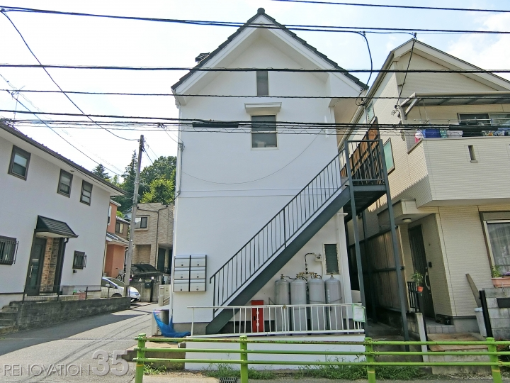 爽やかなホワイト塗装、1R X 6戸の空室対策リノベーション東京都多摩市、AFTER4