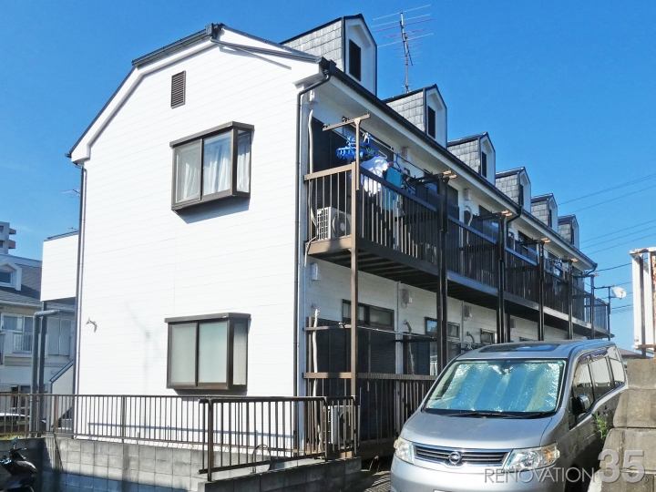 神奈川県横浜市の木造2階建外壁リノベーション施工事例、ホワイト×ダークグレー