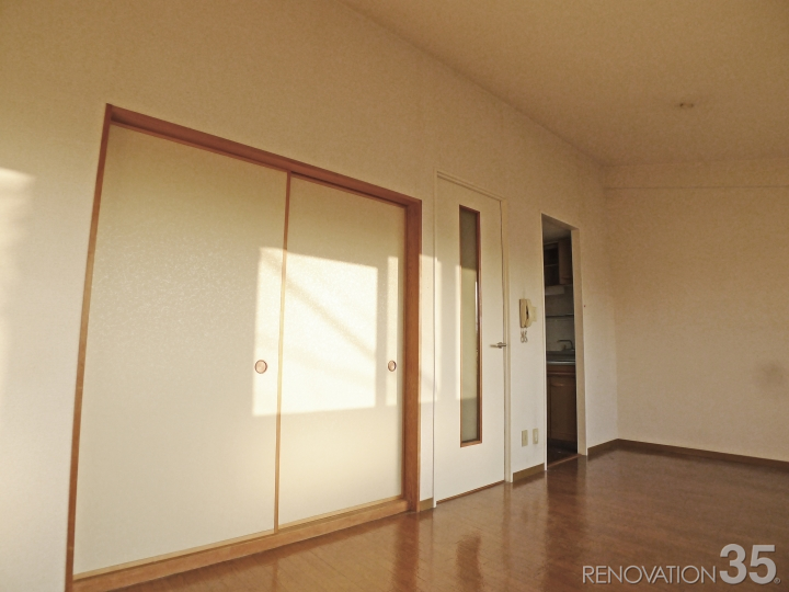 日光が広がる爽やか空間、2LDKの空室対策リフォーム神奈川県厚木市、BEFORE2