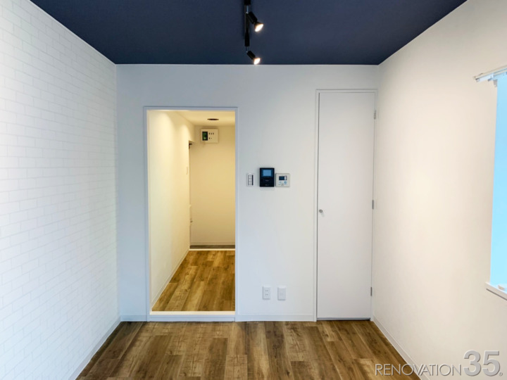 紺×白の現代風シンプル空間、1Rの空室対策リノベーション東京都渋谷区、AFTER2