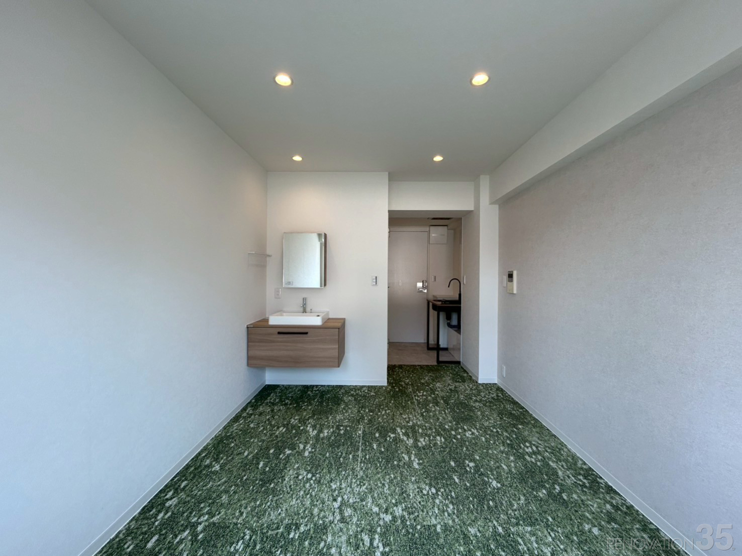 東京都港区の1Rリノベーション施工事例、統一感のある都心空間