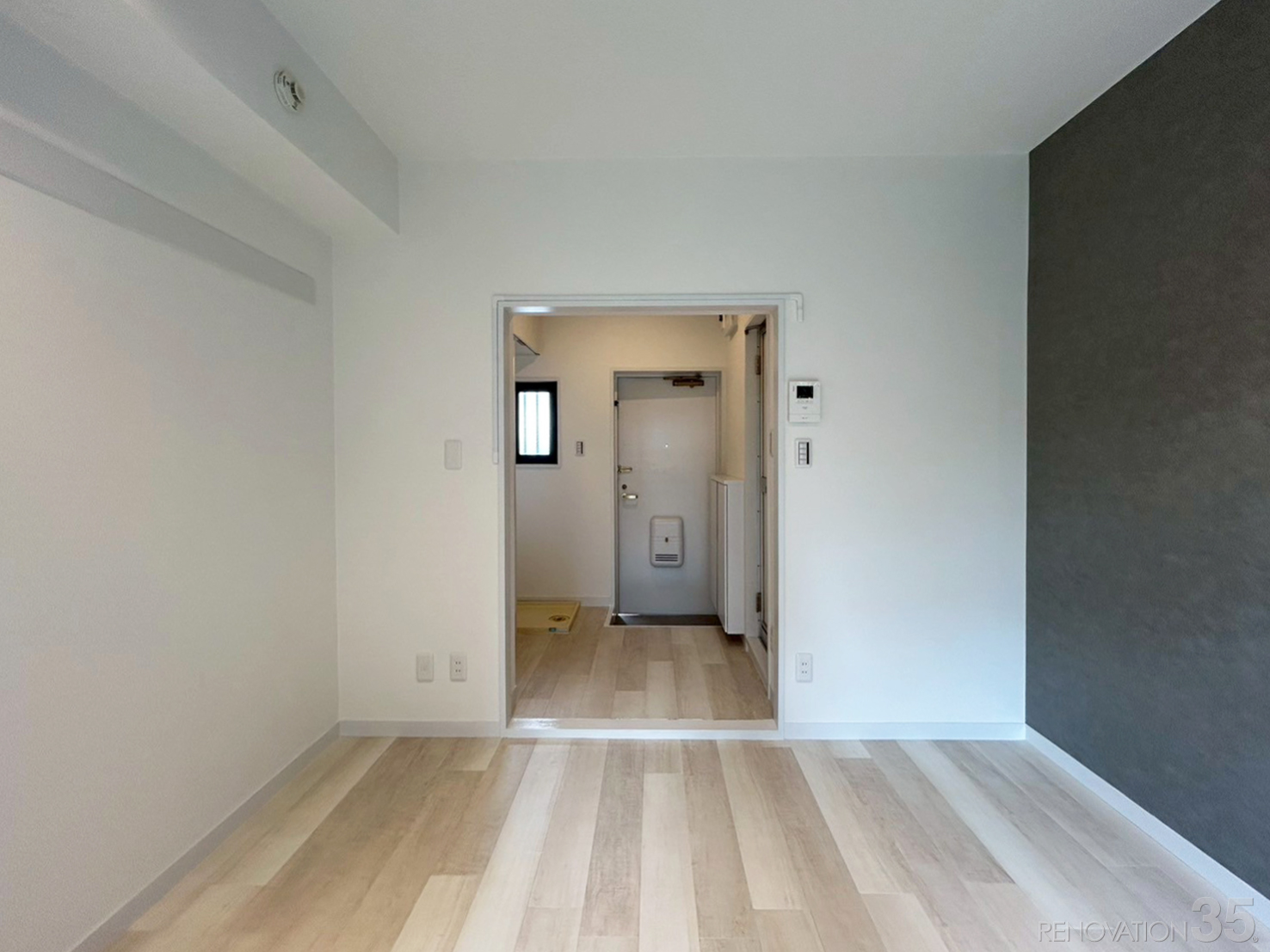 白とグレーの明るいワンルーム、1Rの空室対策リノベーション東京都小平市、AFTER3