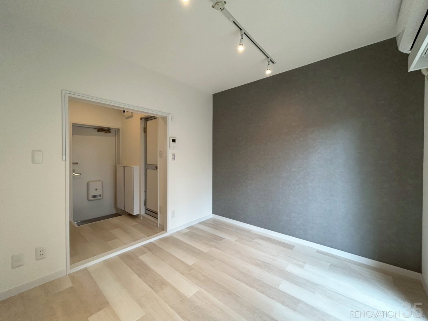 白とグレーの明るいワンルーム、1Rの空室対策リノベーション東京都小平市、AFTER2