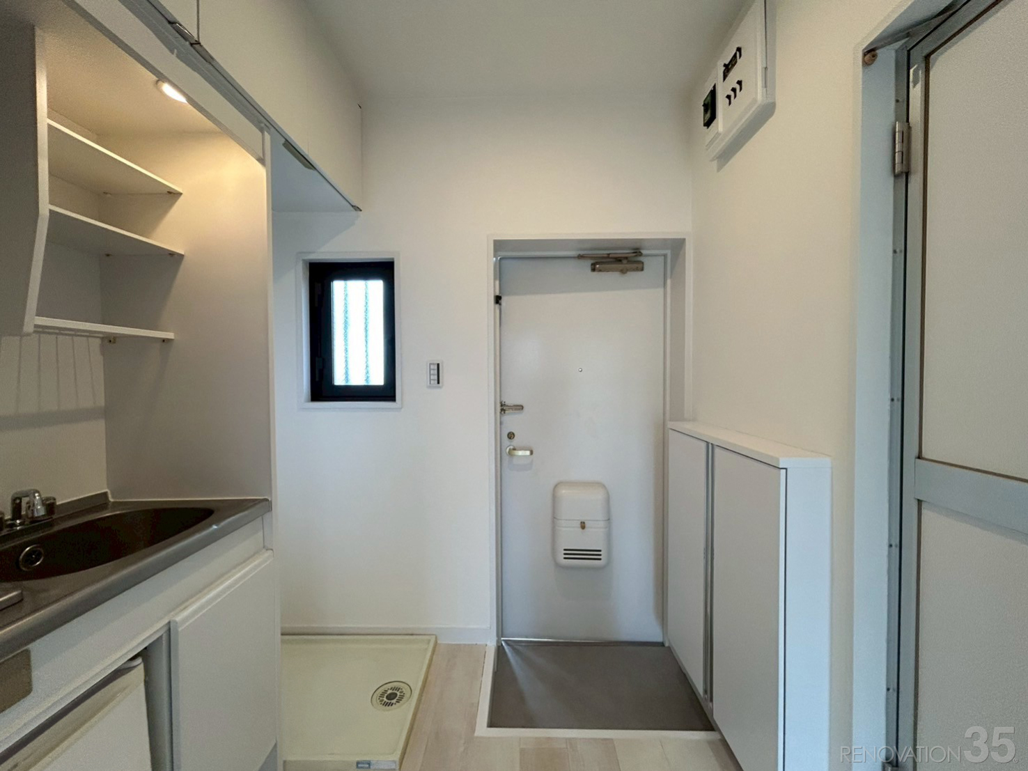 白とグレーの明るいワンルーム、1Rの空室対策リノベーション東京都小平市、AFTER5