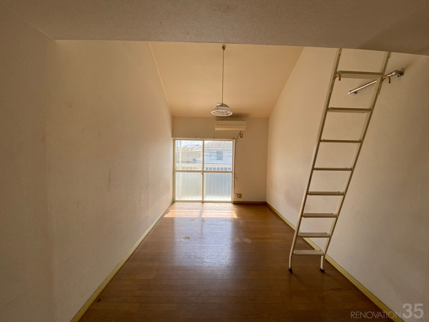 開放的なライトブルー空間、1K+ロフトの空室対策リフォーム千葉県柏市、BEFORE3