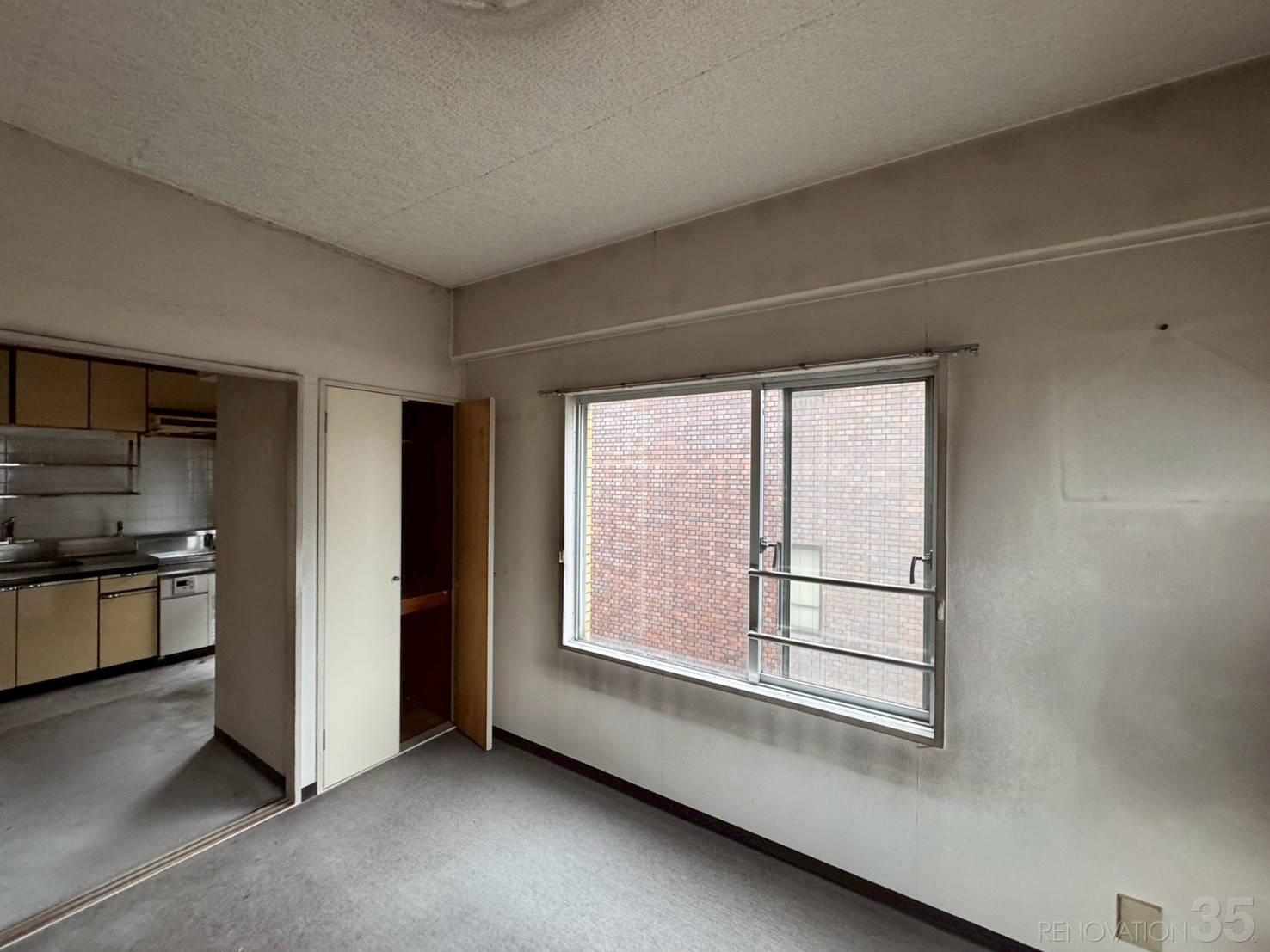 清潔感のある白い空間、1DKの空室対策リフォーム東京都文京区、BEFORE1