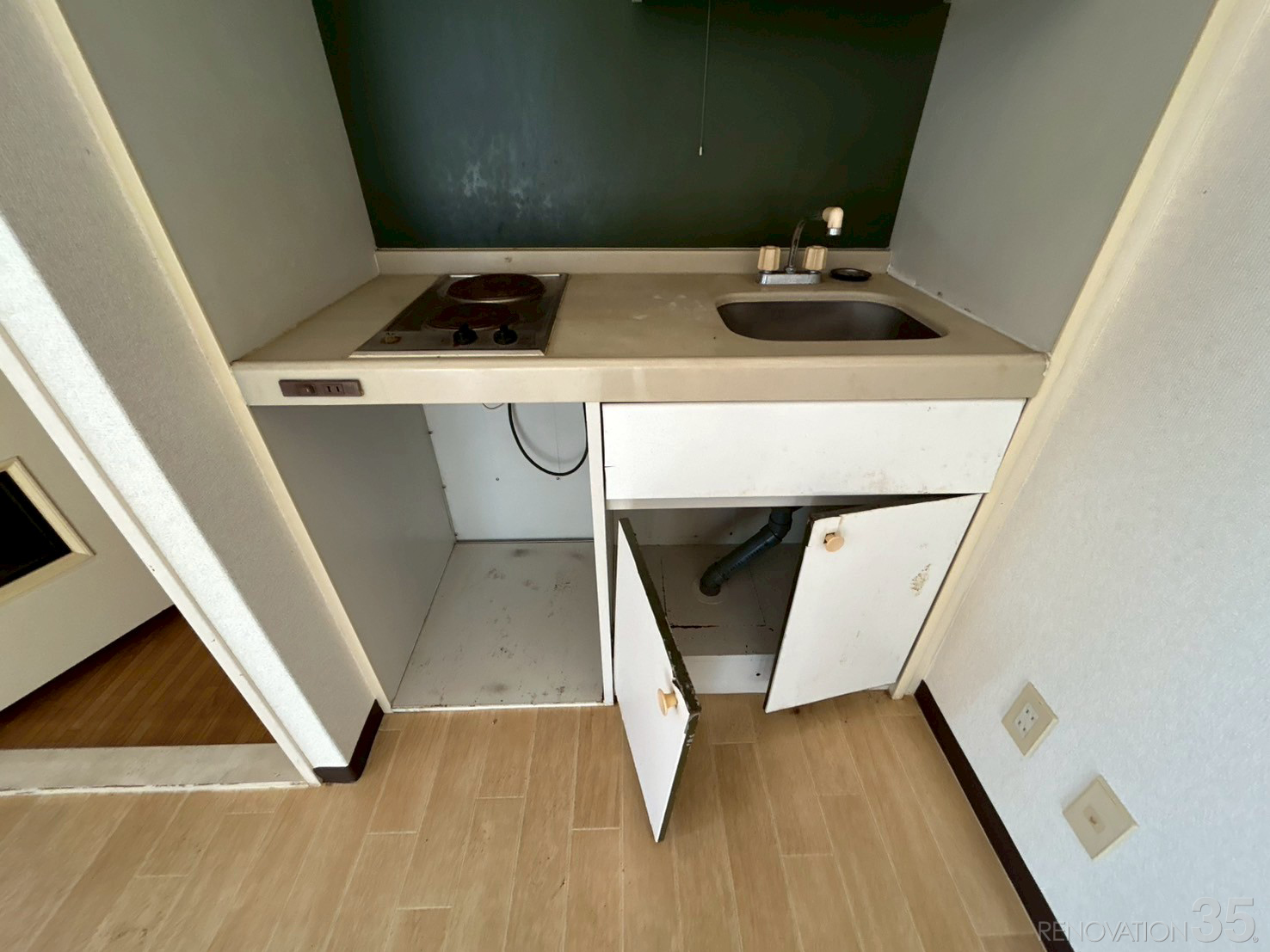 落ち着きのある上品な賃貸、1Rの空室対策リフォーム神奈川県茅ケ崎市、BEFORE4