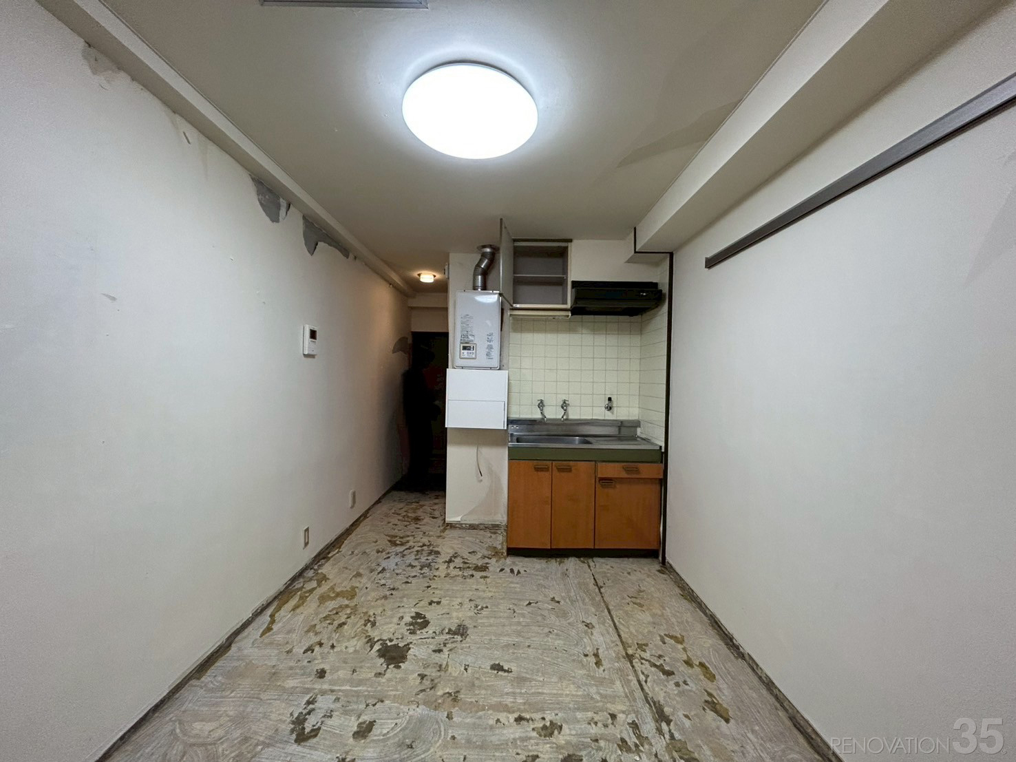 爽やかな都会的空間、1Rの空室対策リフォーム神奈川県横浜市、BEFORE2