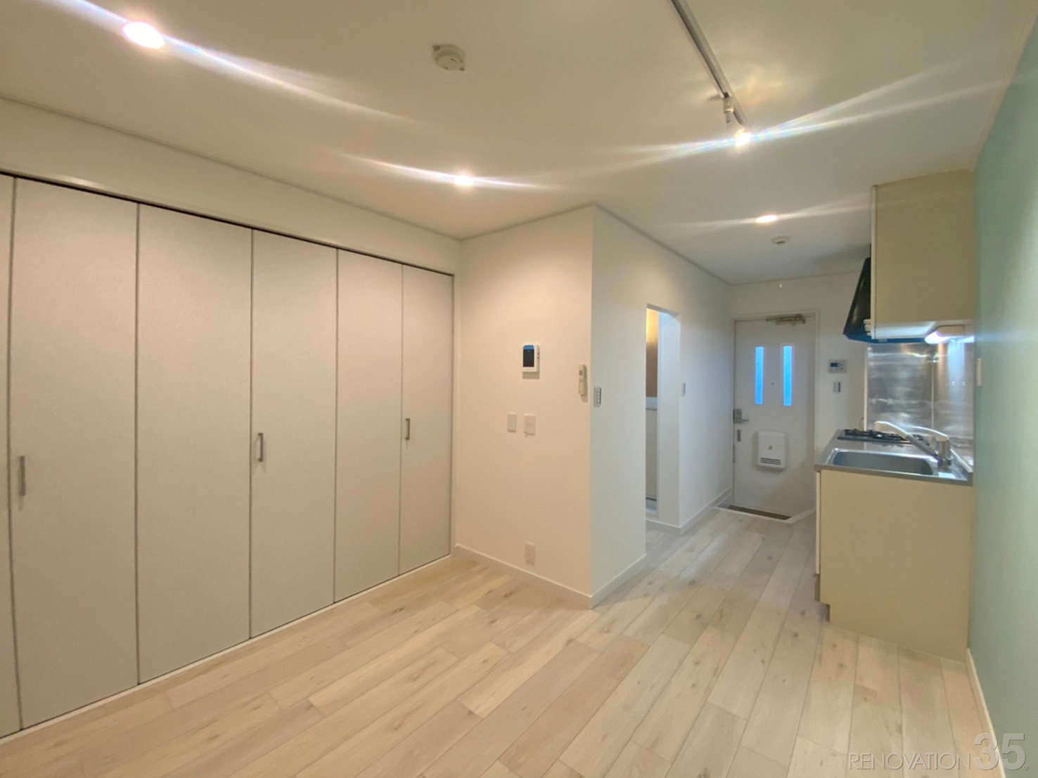 白基調の清潔空間、1DKの空室対策リノベーション東京都世田谷区、AFTER2