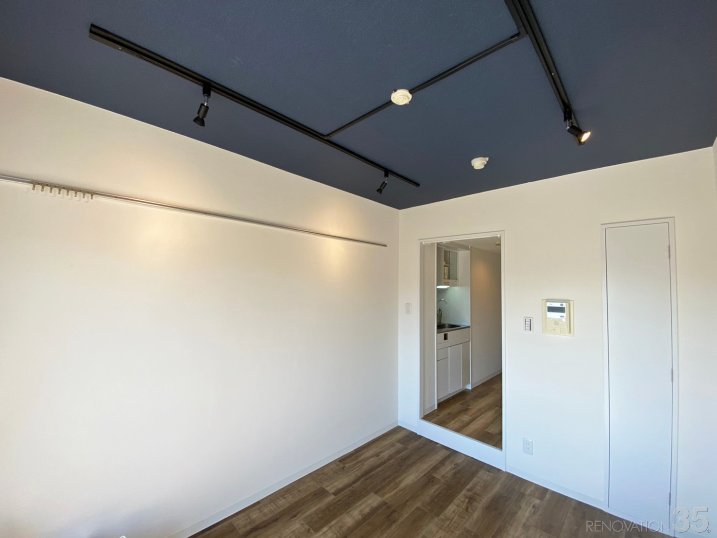 東京都練馬区の1Rリノベーション施工事例、シックな男性向けワンルーム