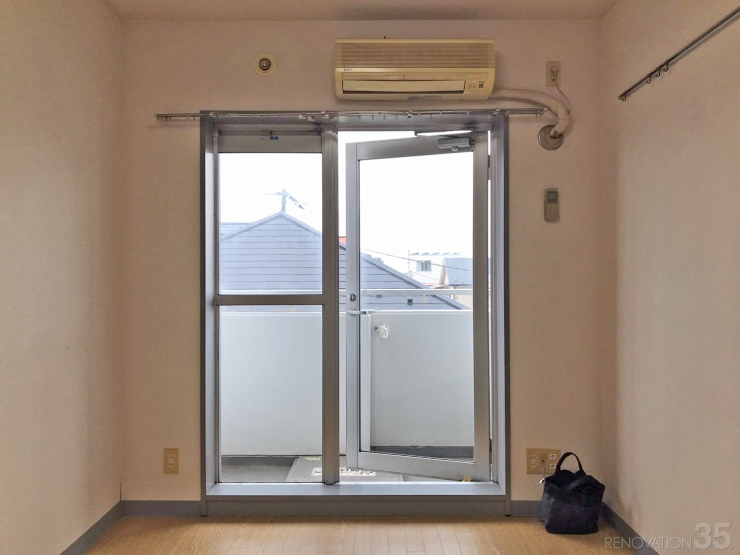 シックな男性向けワンルーム、1Rの空室対策リフォーム東京都練馬区、BEFORE2