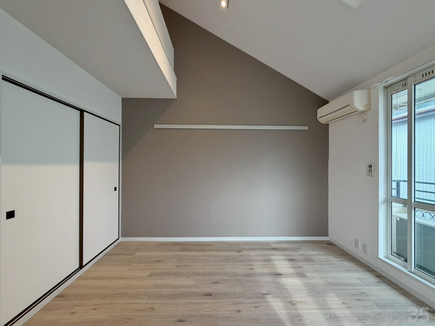グレーのやわらかいロフト部屋、1K+ロフトの空室対策リノベーション神奈川県横浜市、AFTER3