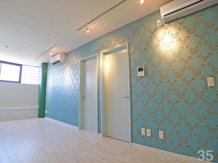 リノベーションで神奈川県川崎市の築31年のマンションの2ldkの賃貸物件を 水色が演出する上品な2ldkに施工